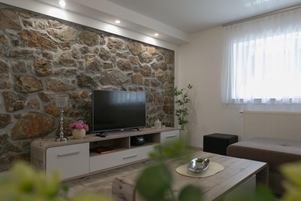 Apartments Travel - Housity