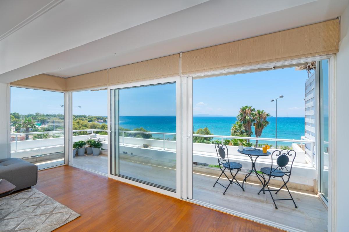 Suitetrails - Beach Front Beautiful Sea Views Home 120m2