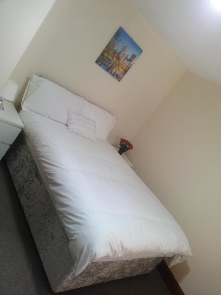 West Brae Inn - Housity