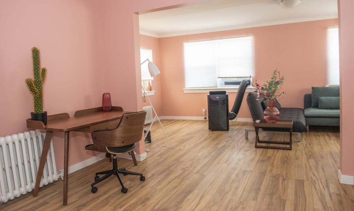 JstLikeHome - Old Town - Housity