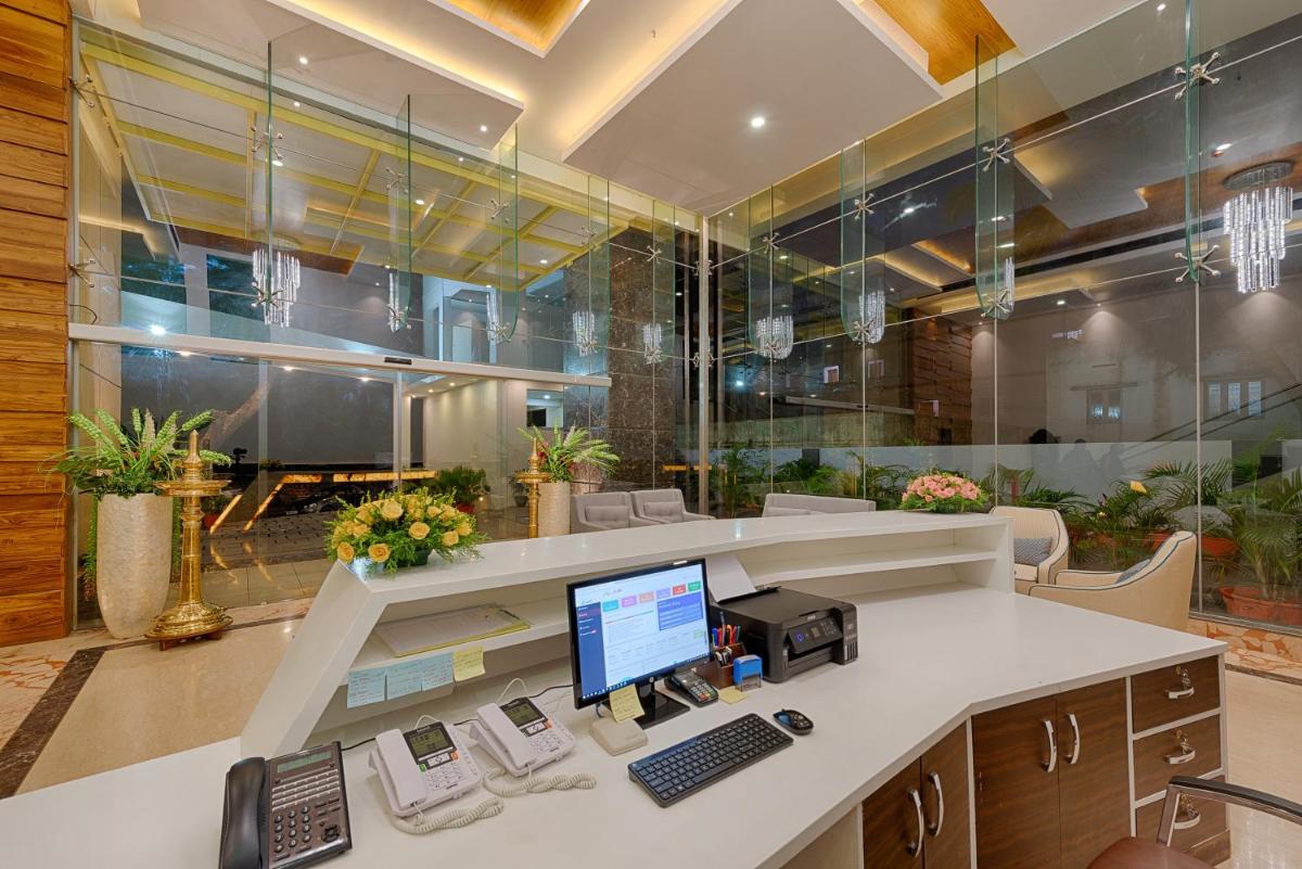 Hotel Lance International - Housity
