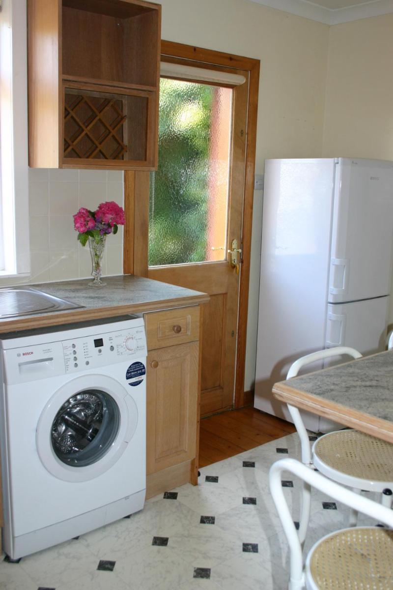 Garden Cottage - Housity