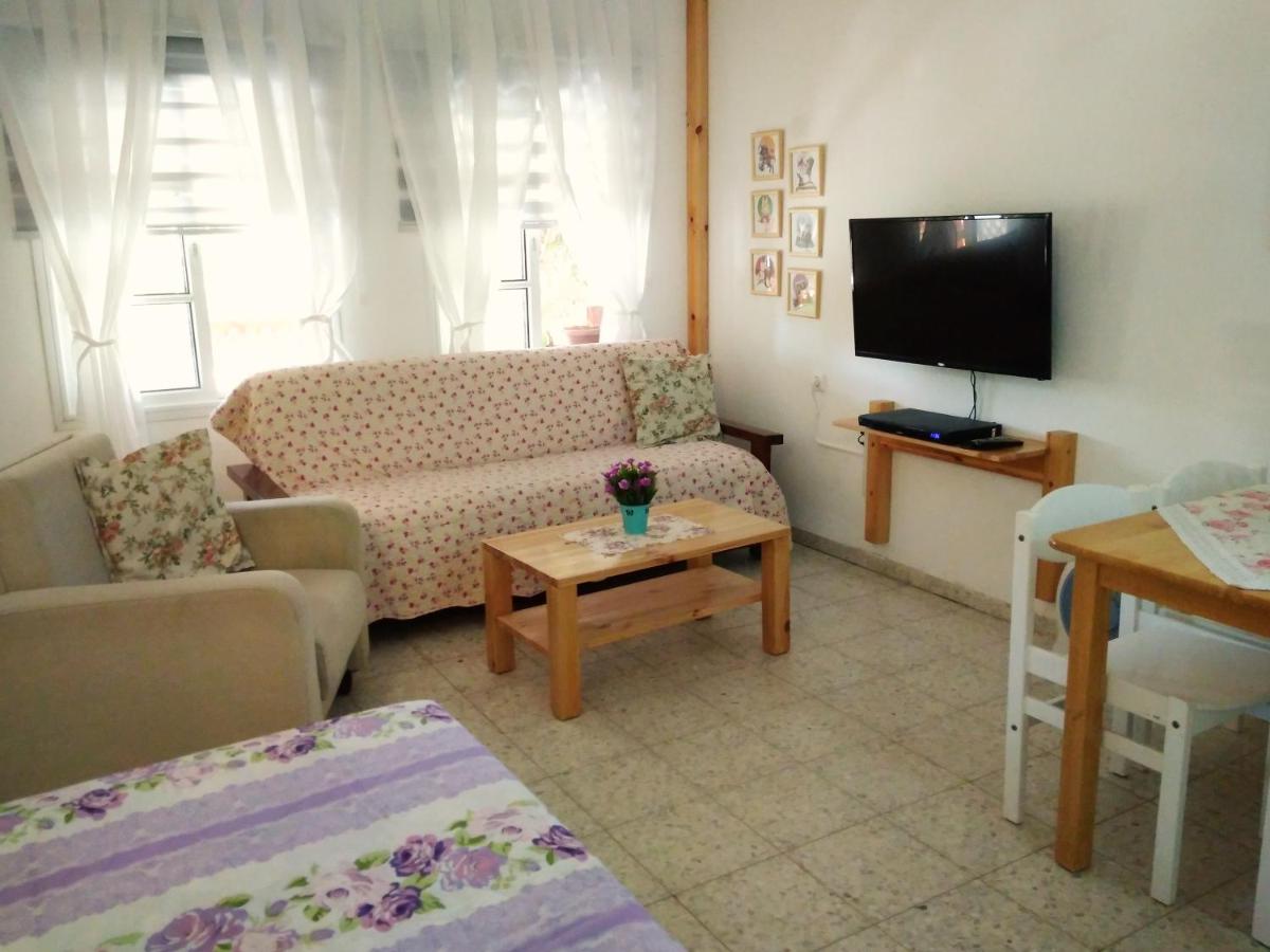 Jordan Valley one room apartment Housity