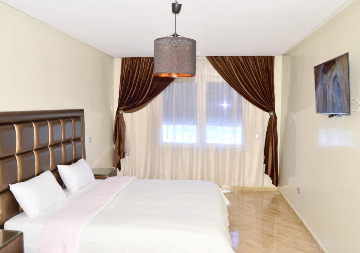 The happy lounge - Housity