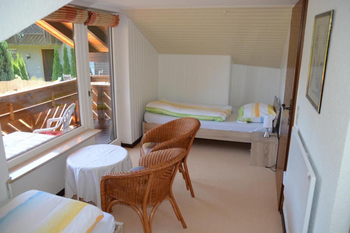 Ferienwohnung Burgblick Bilstein - Housity
