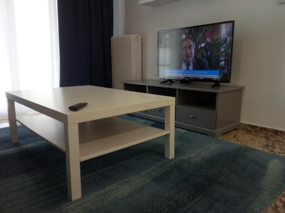 Modern apartment near the sea and Acropolis - Housity