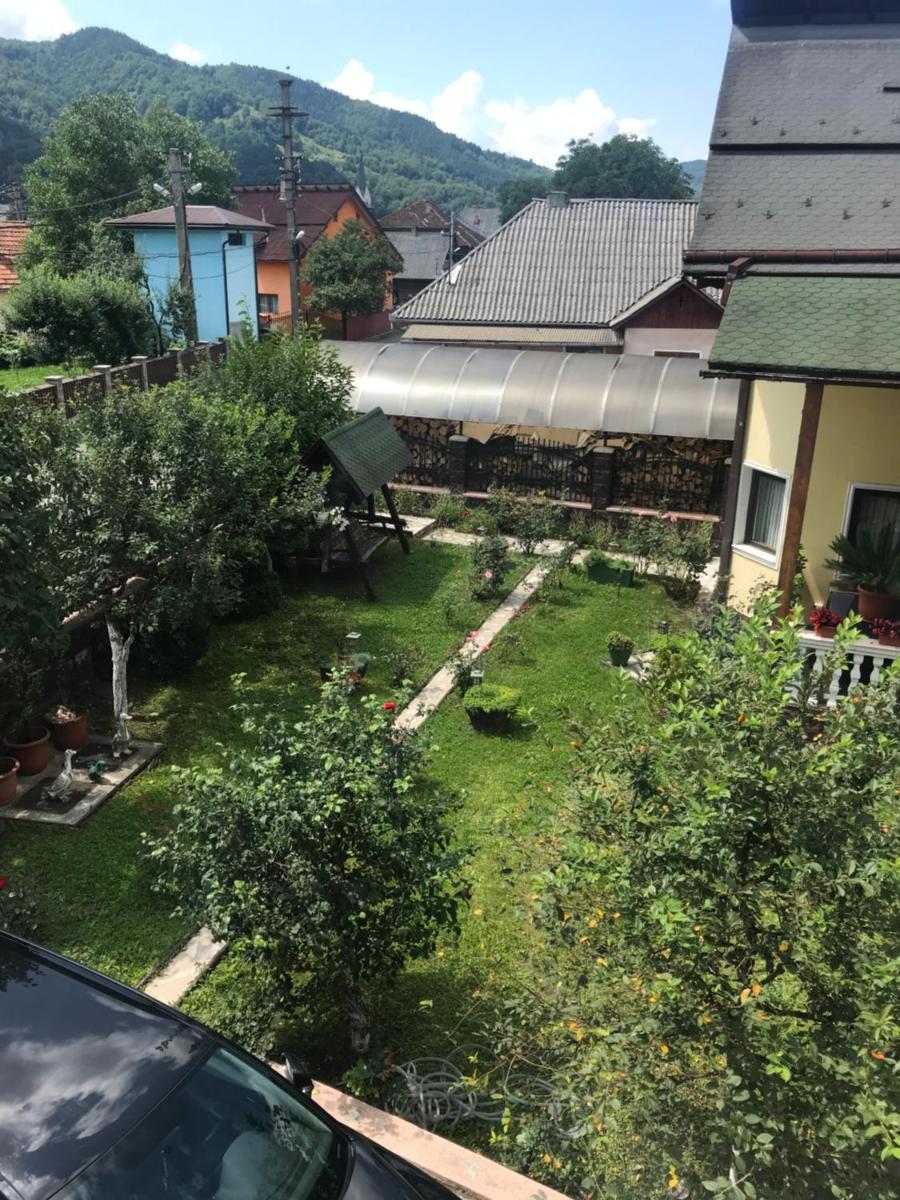 Pensiunea La Răducu - Housity