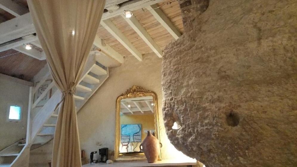 Troglodyte loft - Housity
