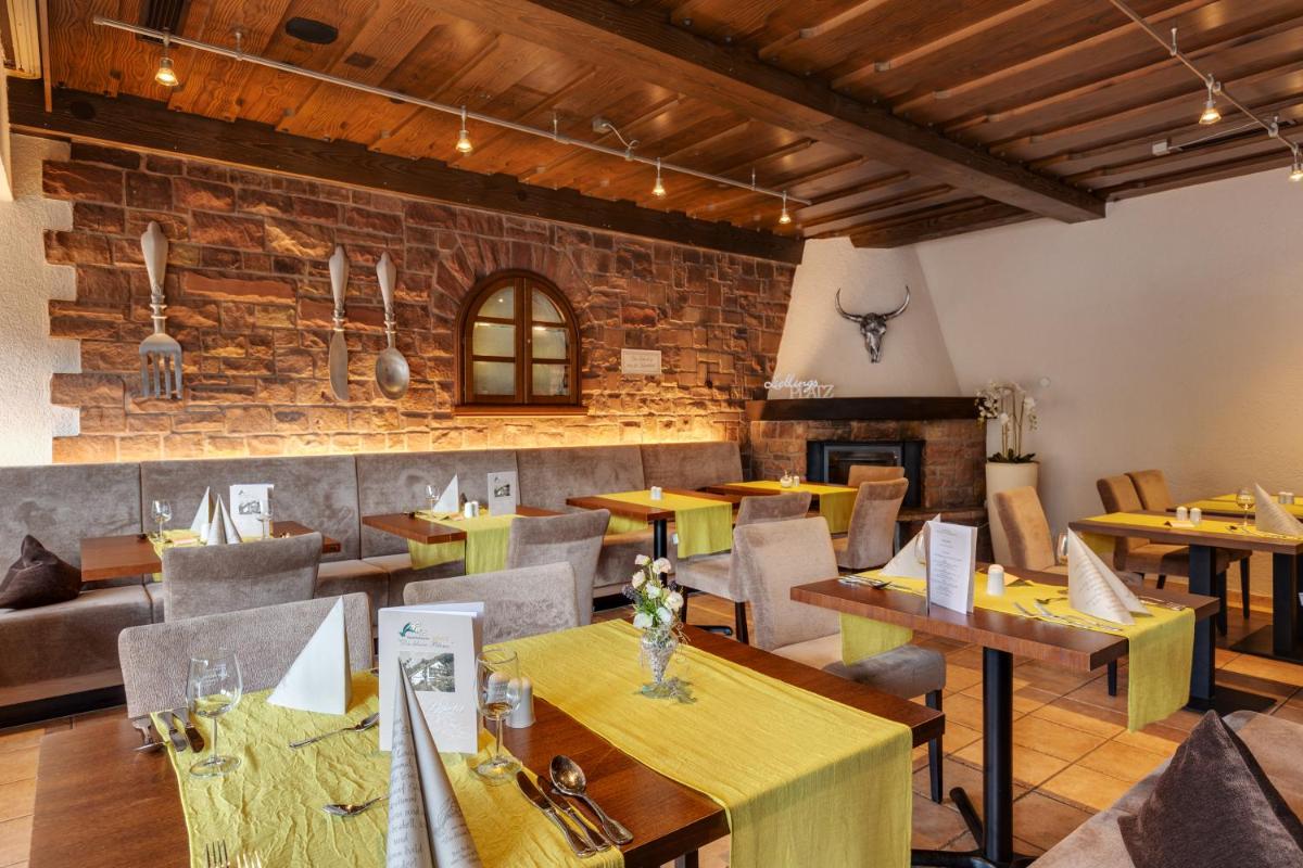 Hotel Die Kleine Blume - Housity
