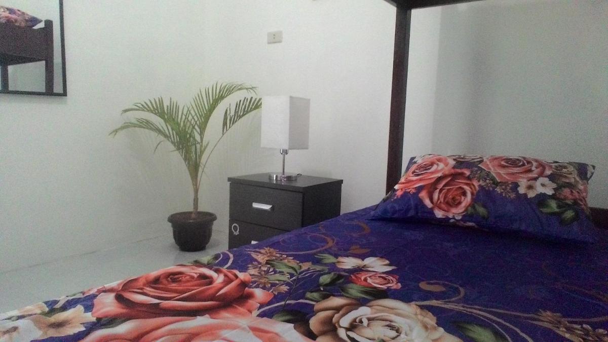 Balige J&J Guest House 1 - Housity
