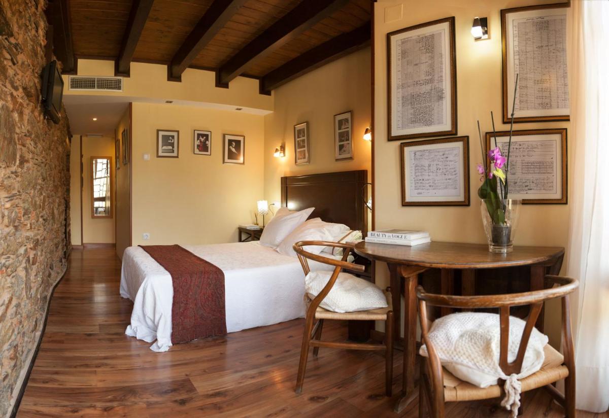 Micro-Hostal La Puerta del Perdón - Housity