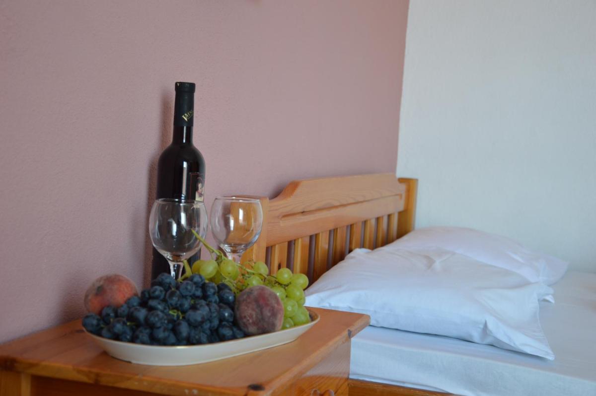 Asteri's Summer - Housity