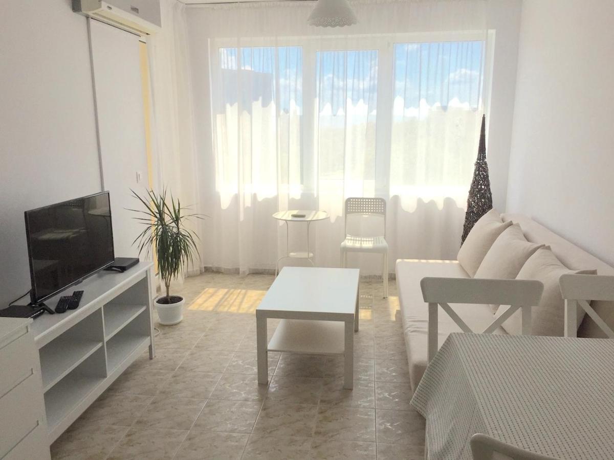 El MATE apartment Sea Garden and Beach Free Parking - Housity