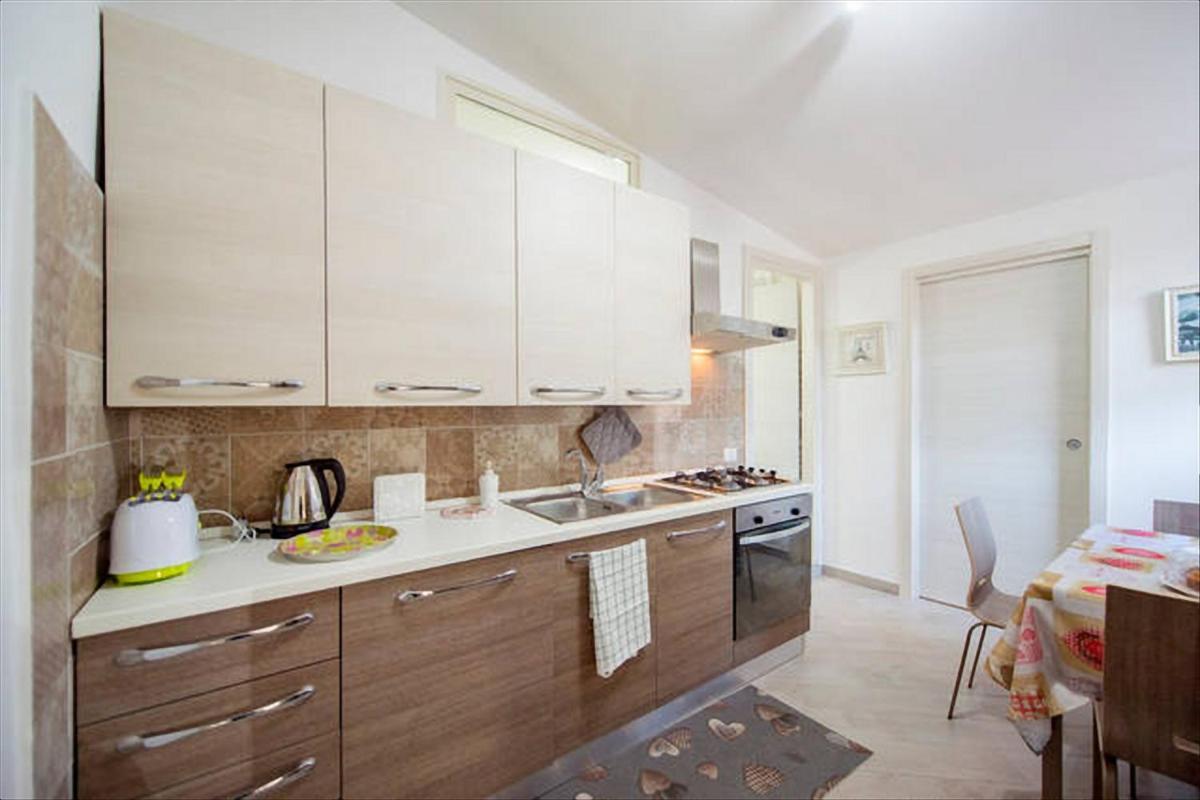 GARDEN HOUSE Apartments in Naples - Housity