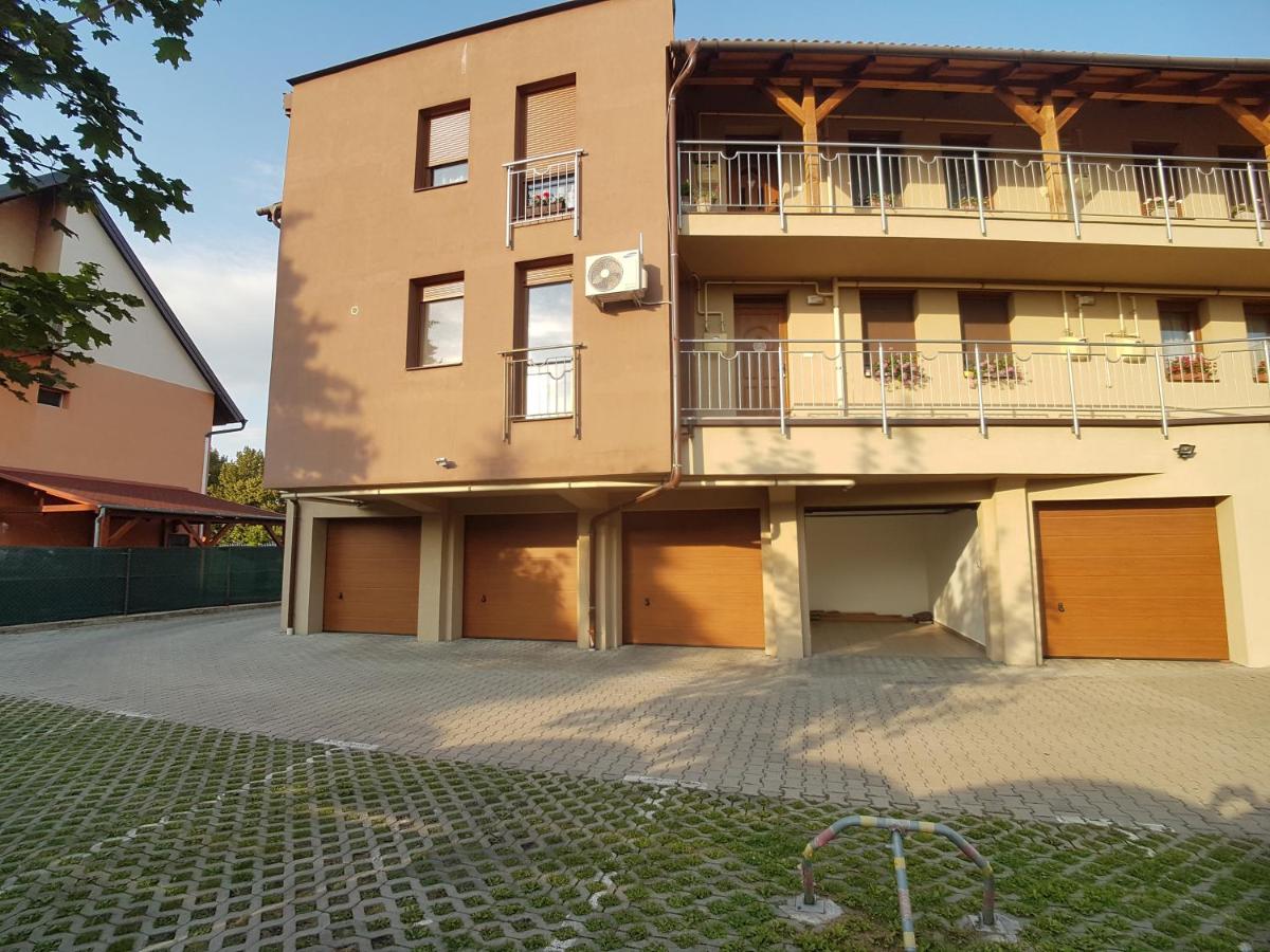 Dorci apartman - Housity