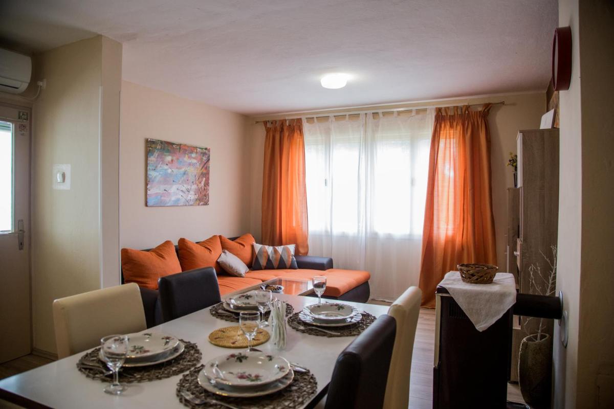 Coldfield Vacation House - Housity