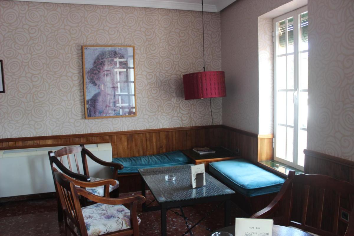 Zona de estar de Hotel Varinia Serena - Balneario de Alange