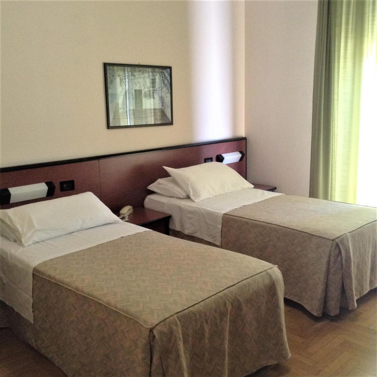 Hotel Du Parc - Housity