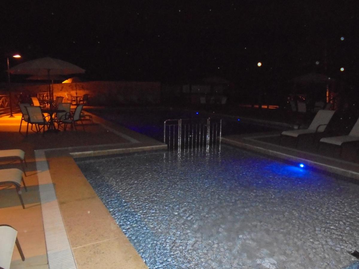 Flat 320 - Housity
