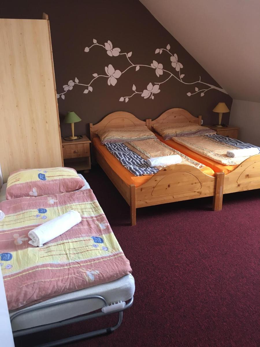 Zita Haus - Housity