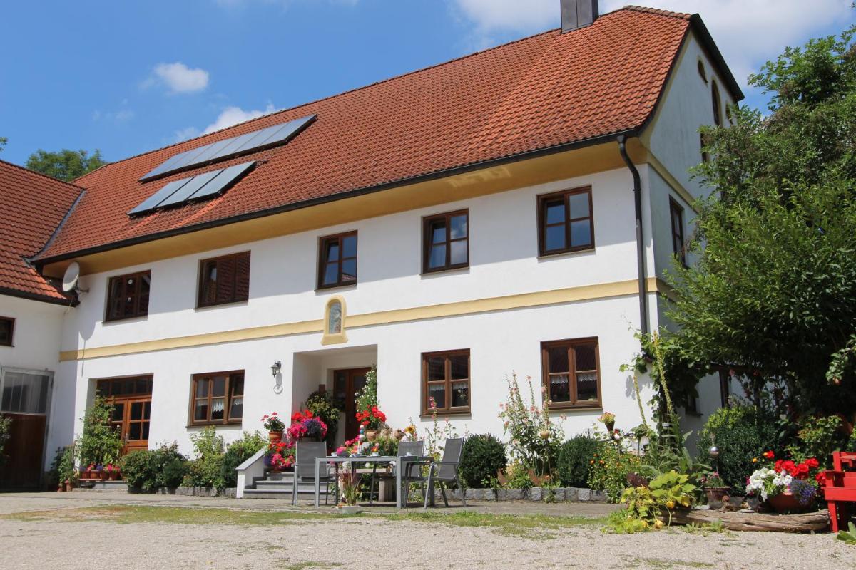 Döllelhof Erding - Housity