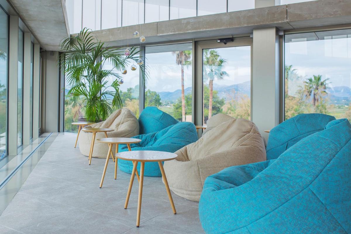 Zona de estar de PortBlue Club Pollentia Resort & Spa