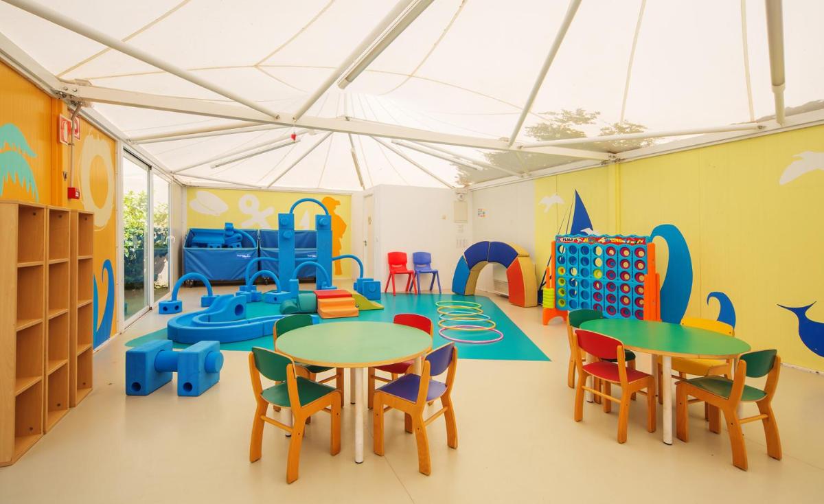 Club infantil en PortBlue Club Pollentia Resort & Spa