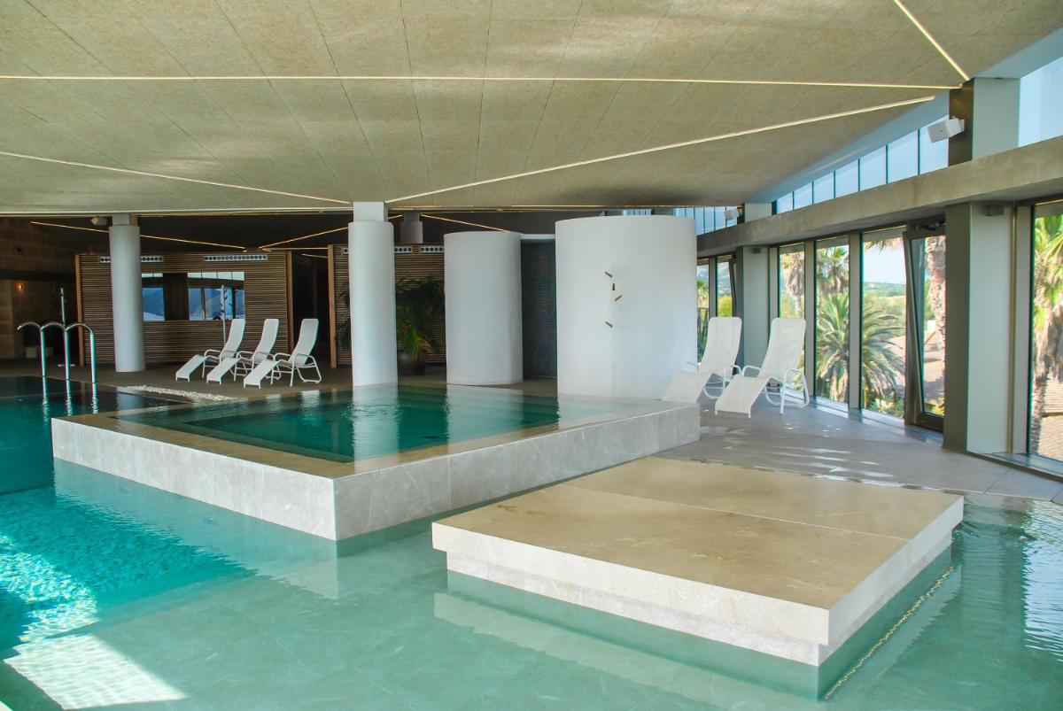 Piscina en o cerca de PortBlue Club Pollentia Resort & Spa