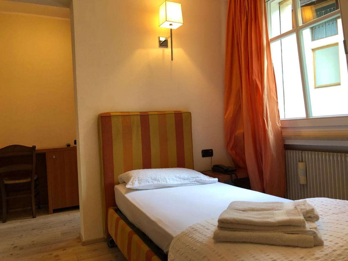 Antica Trattoria - Housity
