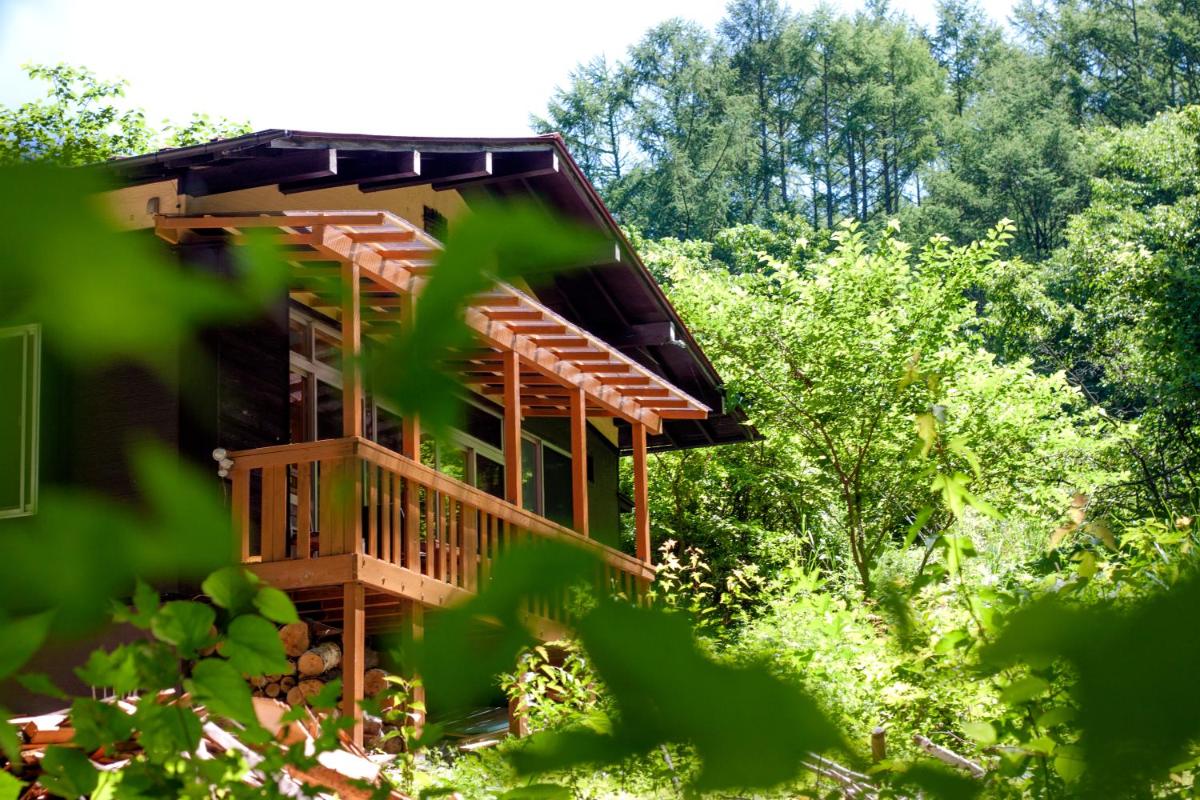 Hutte Lied - Housity