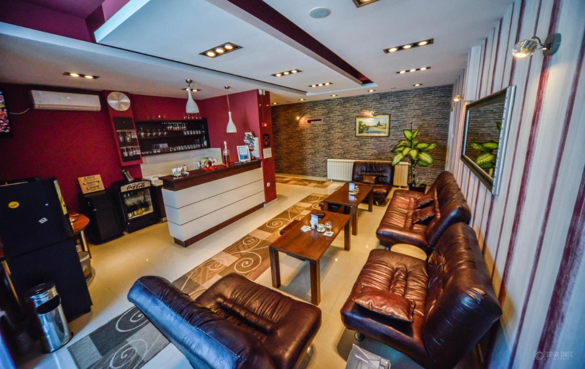 Garni Hotel 018 In - Housity