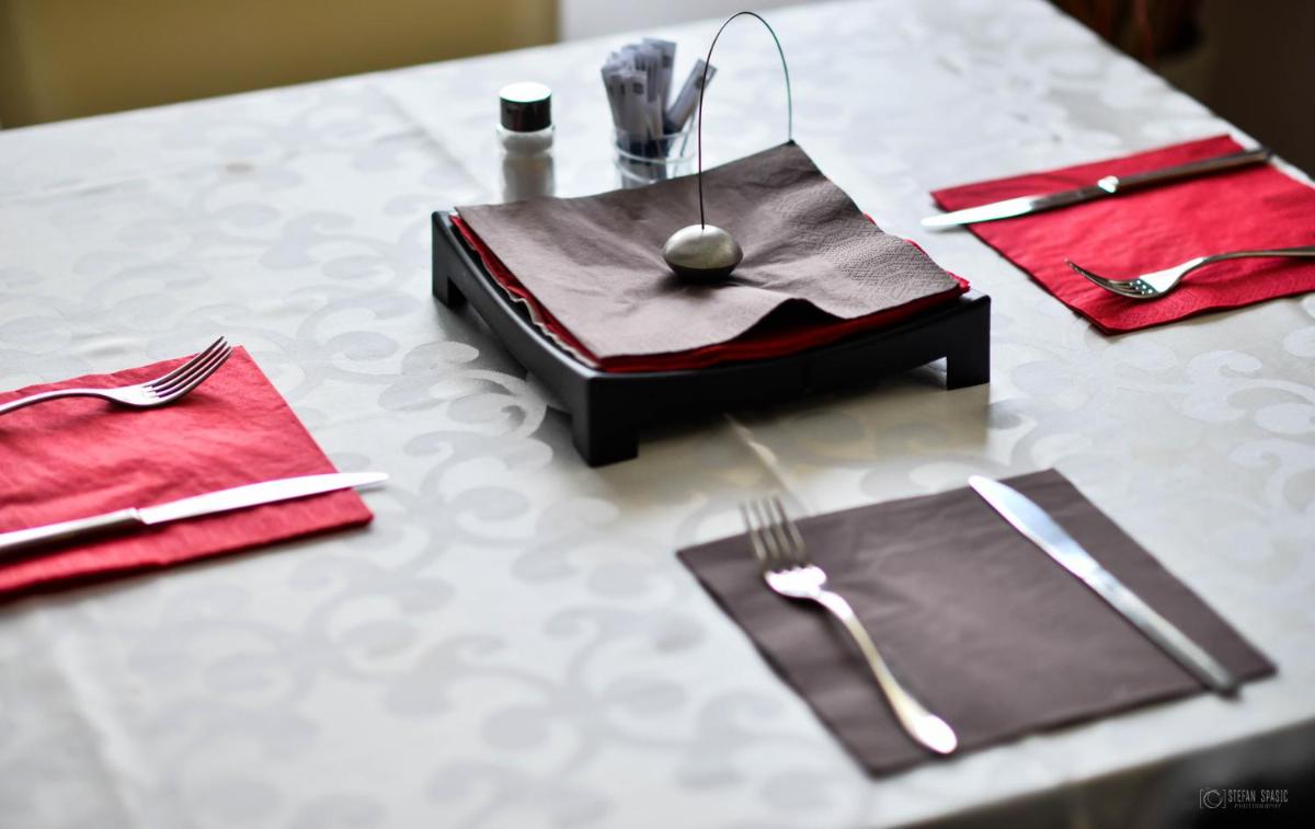 Garni Hotel 018 In - Housity