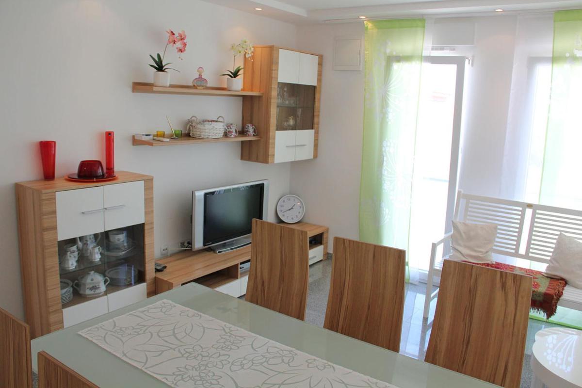 Apartmani Vrsi Mulo - Housity