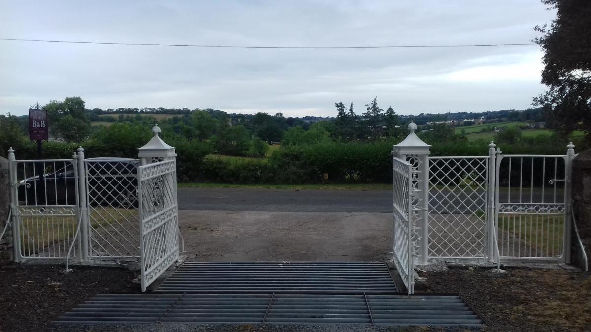 Dundrum House - Housity