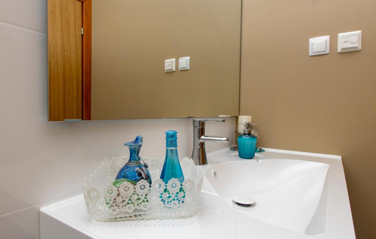 Corcyra Nigra Apartment - Housity