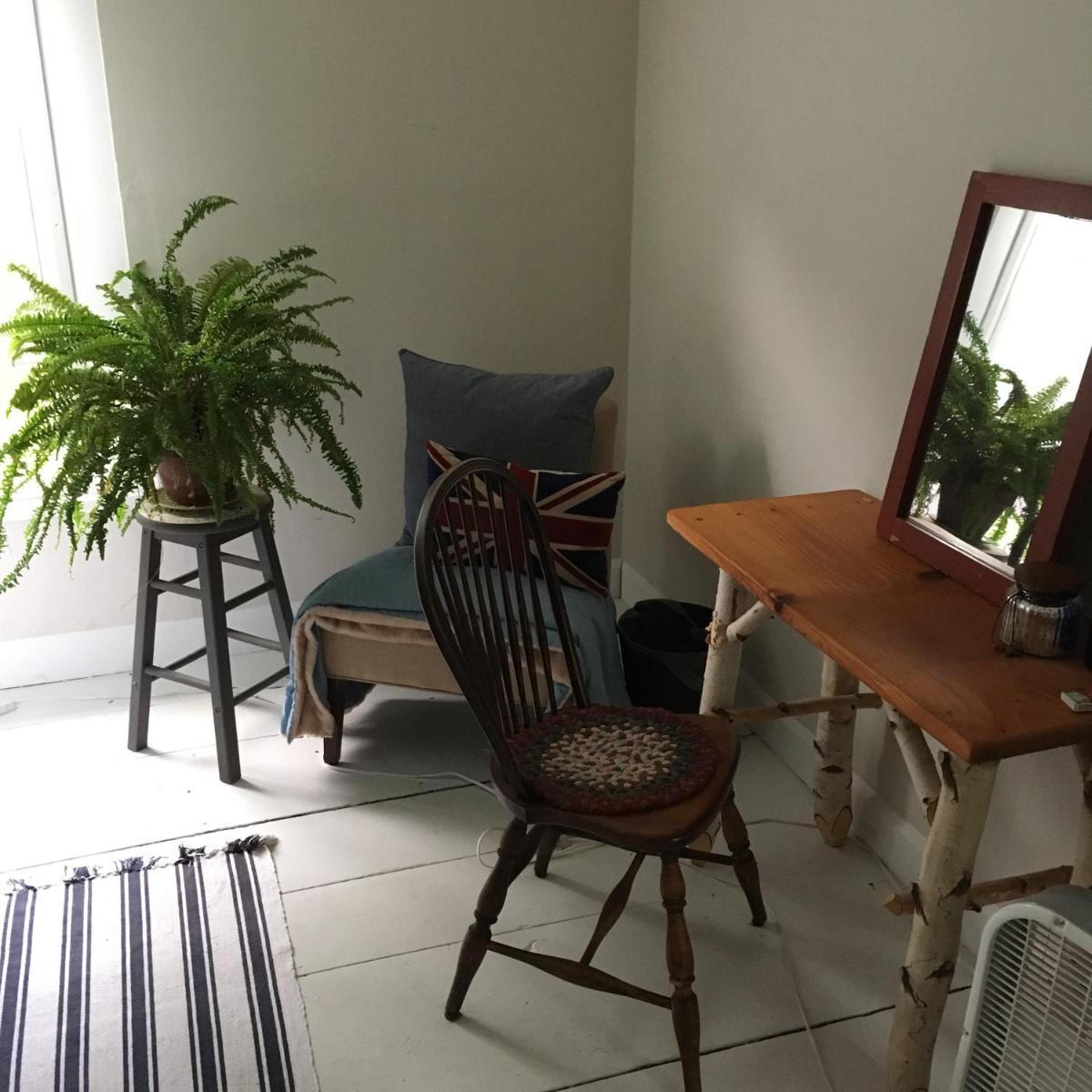 Bird Hill Farm - Housity