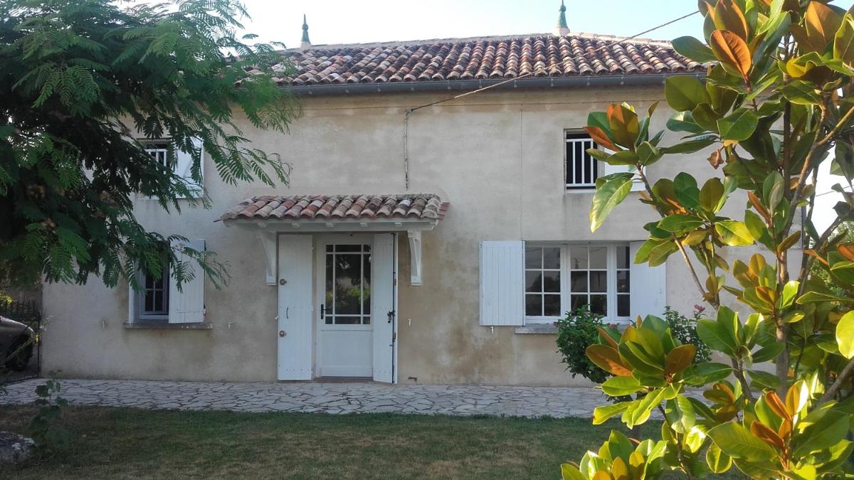 Gîte 634 Grand Sable St Hippolyte - Housity