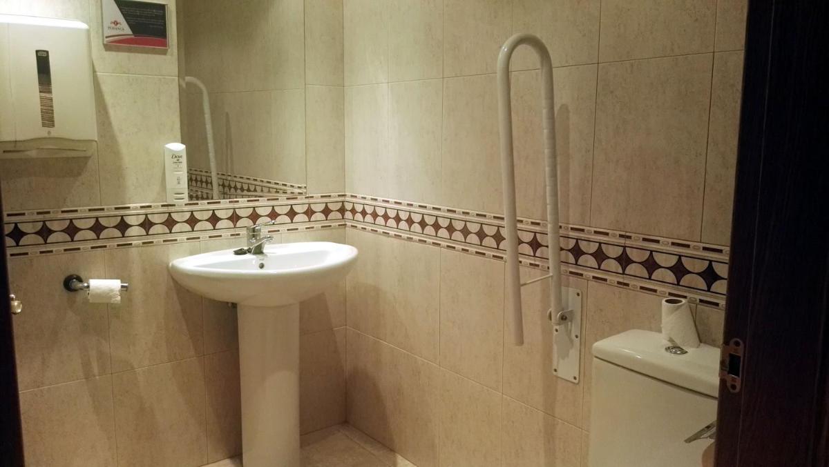 Un baño de Hotel Spa Tudanca Aranda