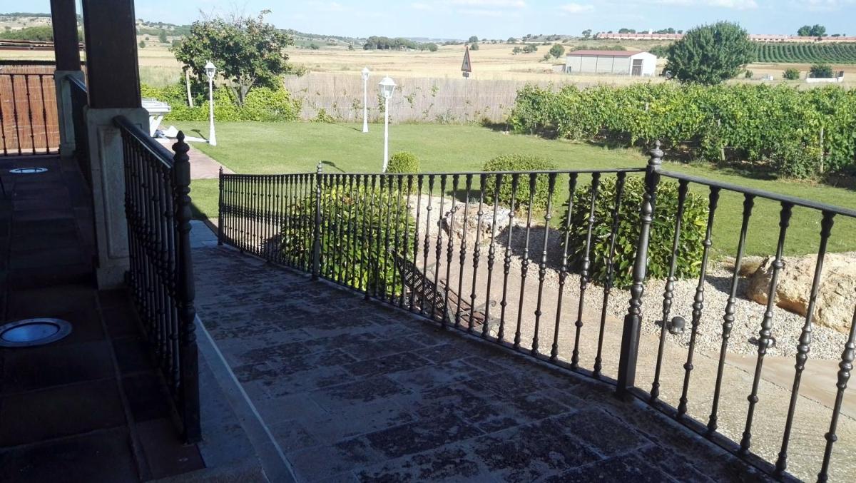 Un balcón o terraza de Hotel Spa Tudanca Aranda
