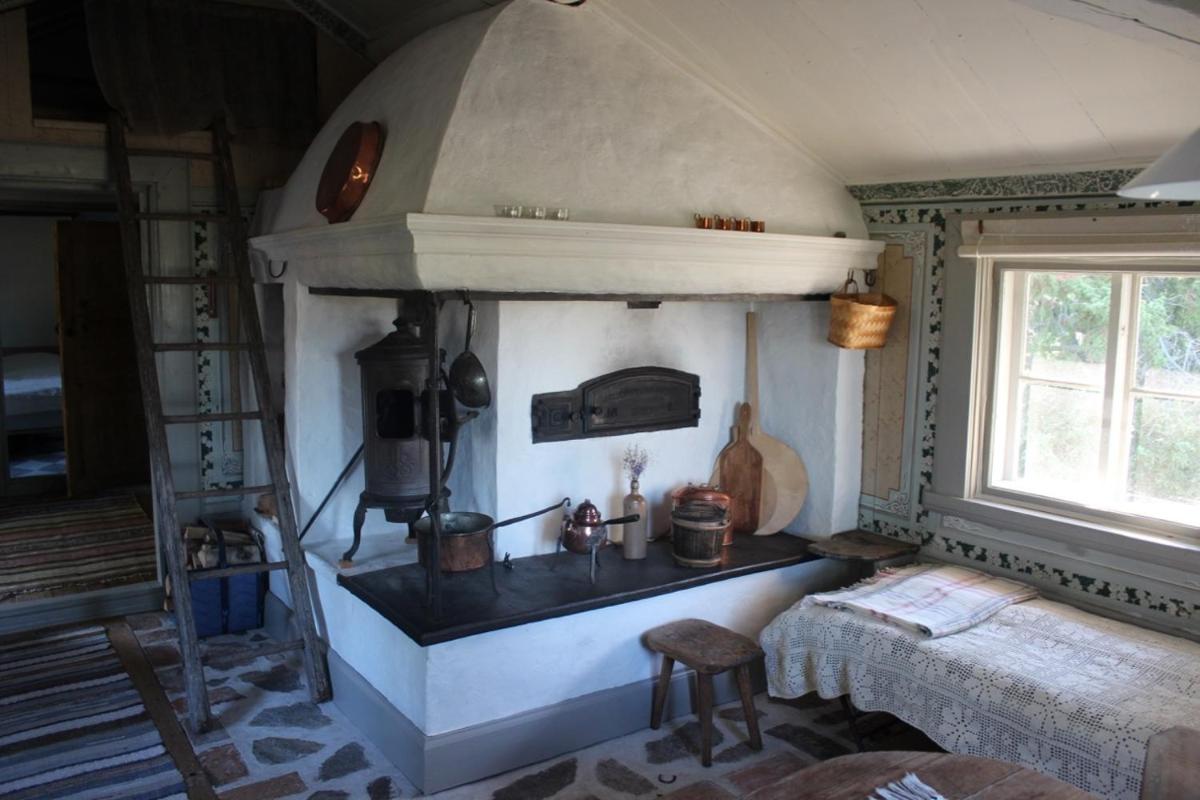 B&B i 1700-talsstil på Oklagård - Housity