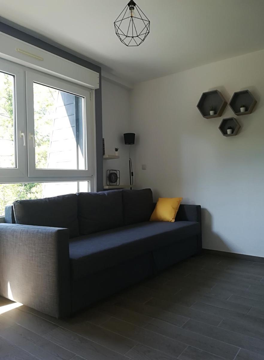 Studio neuf standing -balcon prox autoroutes - Housity