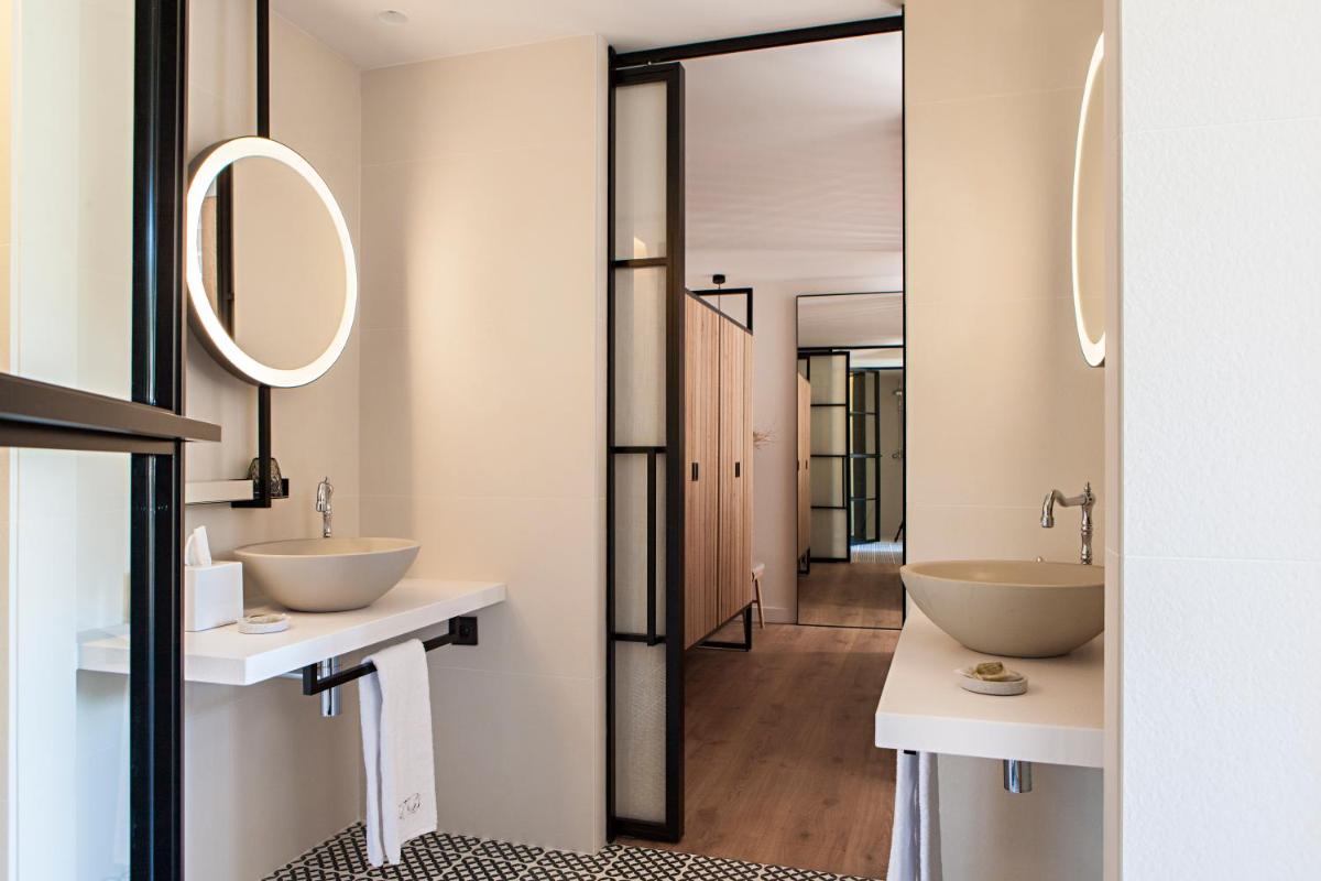 Un baño de Terra Dominicata - Hotel & Winery - Adults Only