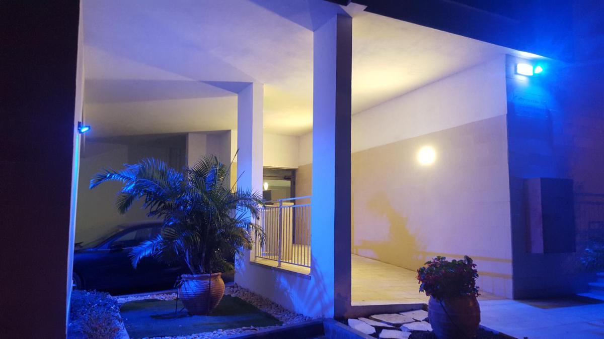 Penthouse In The City - Housity