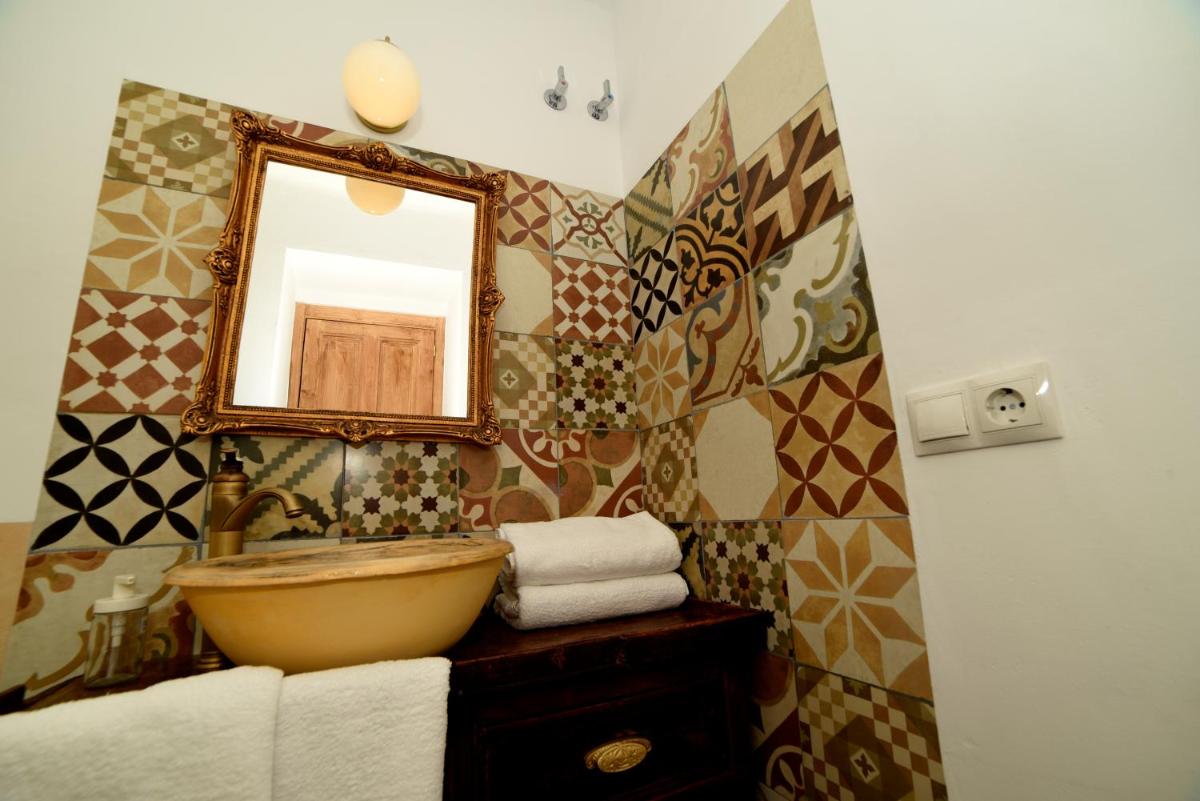 Casa Las Tinajas - Housity