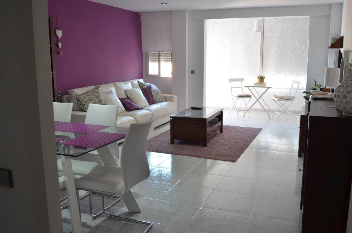 Sweet Caroline Apartment - Housity