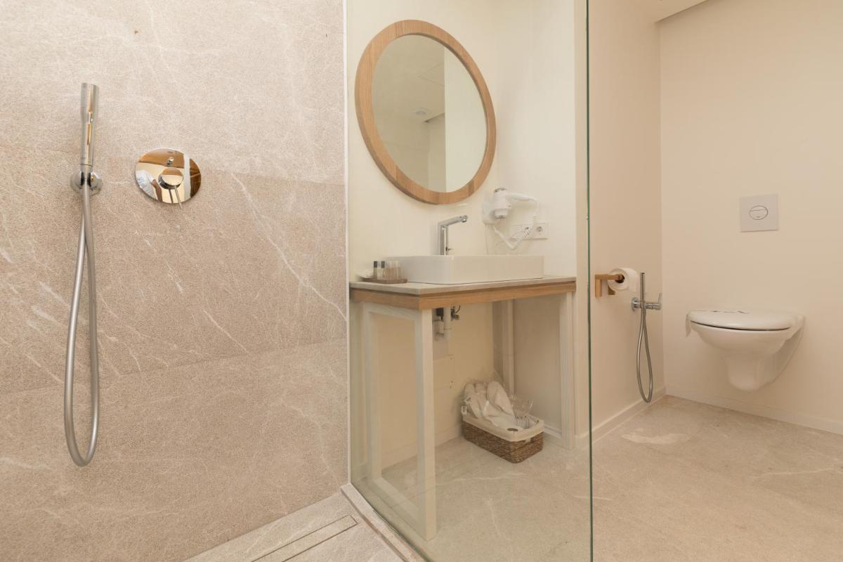 Un baño de Forum Boutique Hotel & Spa - Adults Only