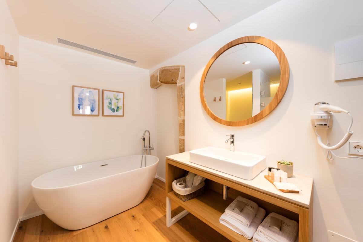 Un baño de Forum Boutique Hotel & Spa - Adults Only
