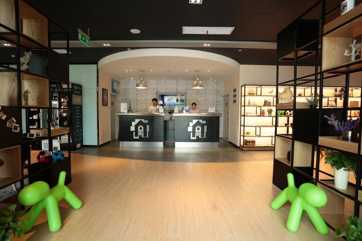 Campanile Huzhou Taihu Lake - Housity