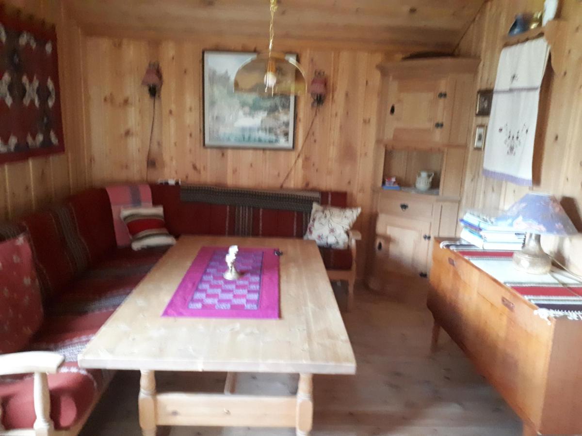 Teigen Gard - Housity
