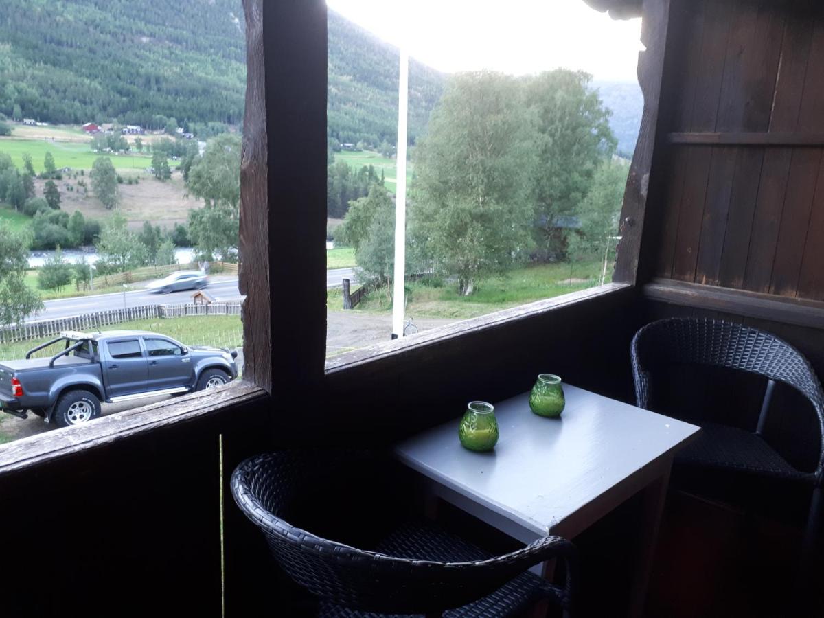 Teigen Gard - Housity